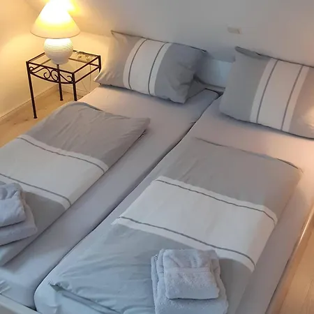 Apartment Strandburg 5 *